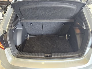 Škoda Fabia 1.0 TSI Monte Carlo Geen import | Navi | Parkeersensoren / 13
