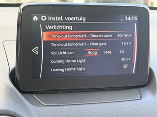 Mazda 2 1.5 Skyactiv-G Luxury  | Leer | Apple/Android | Stoel- en stuurverwarming | PDC | Cruise | ECC | Navi / 59