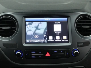 Hyundai i10 1.0i i-Premium Navigatie | Stoelverwarming | Cruise control / 28