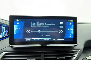 Peugeot 3008 1.6 HYbrid 180 Allure Pack Business | 19 inch | Automaat | Navigatie | Camera | Climate control | Parkeersensoren / 33