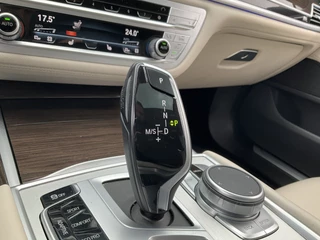 BMW 7 Serie 730d xDrive ACC Pano Softclose 4wielsturing High Executive HUD / 30