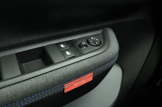 Citroen C3 1.2 Turbo Plus 100 PK | Handgeschakeld | Airco | Cruise Control | Touchscreen | Mirror Screen | Apple Carplay | Android auto | Parkeersensor | 1e eigenaar / 18