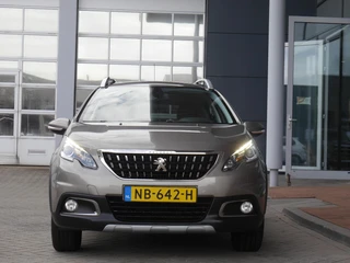 Peugeot 2008 1.2 110PK PureTech Allure | Apple Carplay | Navigatie | Cruise Control | Parkeersensoren | Camera / 2