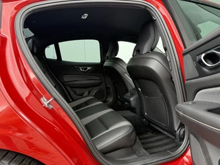 Volvo S60 2.0 T4 R-Design 190pk | Org. NL Top staat! / 19