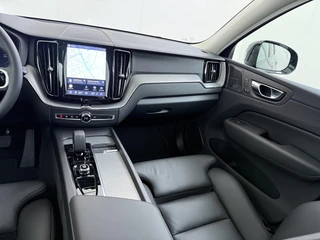 Volvo XC60 Plug-In Hybrid AWD T6 Plus Dark Recharge ADAPT. CRUISE CONTROL | STUUR & STOEL VERWARMING | PANORAMA DAK | 360 GRADEN CAMERA | ELEK. STOELEN MET GEHEUGEN | HARMAN/KARDON AUDIO / 30
