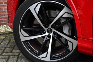 Audi Q7 55 TFSI e quattro S-Line  Rijklaar! Pano 22inch Contourzetels Luchtv / 47