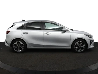 Kia Ceed 1.4 T-GDi ExecutiveLine  - Panoramadak - Stoelverwarming/Verkoeling - Achteruitrijcamera - Trekhaak - All season Banden - Virena Zekerheidspakket t.w.v. €895,- / 10