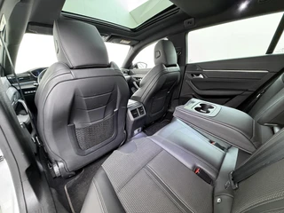 Peugeot 508 1.6 HYbrid GT PHEV| AFNEEMBARE TREKHAAK| PANO| ELEKTRISCHE ACHTERKLEP| ACHTERUITRIJCAMERA| RIJKLAAR GELEVERD INCL. 12 MND BOVAG GARANTIE| DODE HOEK SENSOR| / 24