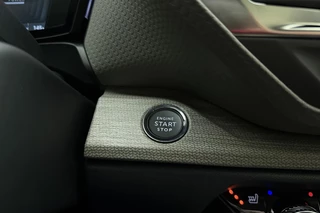 Citroen C5 X 1.6 Plug-in Hybrid 225 Shine Automaat | Navigatie | Stoel & Stuurverwarming | Keyless | Lederen bekleding | Massage stoelen | Extra getint glas | Camera / 31
