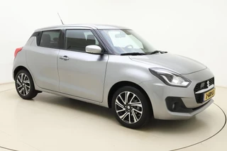 Suzuki Swift 1.2 Style Smart Hybrid 83pk | Navigatie | Climate Control | Cruise Control | Stoelverwarming | Camera | Lichtmetalen Velgen | Apple Carplay - Android Auto / 9