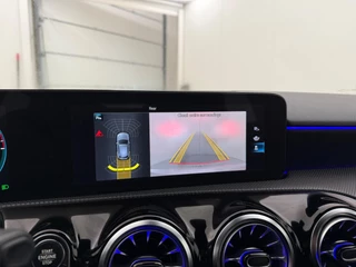 Mercedes-Benz A-klasse 250 e AMG Line | Automaat | Adaptive cruise | Navigatie | Stoelverwarming | Camera / 27