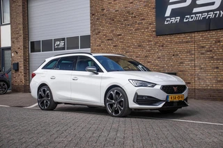 CUPRA Leon Sportstourer 1.4 e-Hybrid 245PK, Pano, Half Leder / 9