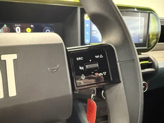 Fiat Grande Panda 1.2 Hybrid ICON  Carplay PDC LED / 9