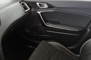 Kia ProCeed 1.5 T-GDi GT-Line Automaat Trekhaak Camera Keyless Stuur-Stoelverwarming / 42