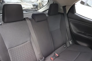 Toyota Yaris 1.5 Hybrid 115 DYNAMIC STOELVERW. LED KOPLAMPEN LENDE STEUN AD-CRUISE CAMERA CLIMA / 31