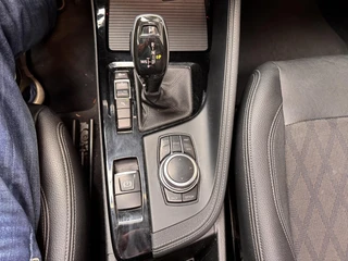 BMW X1 sDrive18i Executive | X-line | Pano | Navi | Camera | Keyless | Elektr achterklep | Stoelverwarming | Elektr stoelen / 11