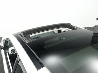 Volkswagen up! 1.0 BMT high-up! Panoramadak | Stoelverwarming | Climate control / 13
