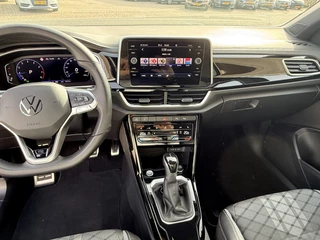 Volkswagen T-Roc 1.5 TSI R-Line Edition  | LED | Keyless | Virtual Cockpit | Apple/Android | Adapt Cruise | PDC v+a incl. camera / 27