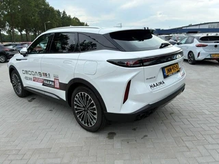 Omoda 9 Super Hybrid System 537 PK AWD | 7 jaar garantie | Tot 150km Elek.| Elek. schuif- kantel dak | HUD | Leder incl. massage | Alle opties | / 8