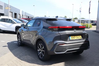 Toyota C-HR HYBRID 140 DYNAMIC ANDROID/APPLE AD-CRUISE PRIVACY-GLASS PARK-SENSOREN KEYLESS 18"LMV BLISS NL-AUTO / 4