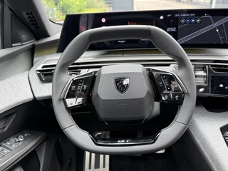 Peugeot e-3008 Launch Edition Dual Motor 73 kWh 325PK Automaat Navigatie, Rondomzichtcamera, Keyless, Panoramadak, Stoel & Stuurwielverwarming, Apple Carplay, Android Auto / 28