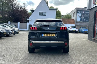 Peugeot 3008 1.2 PureTech Allure / 9