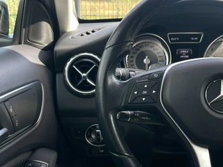 Mercedes-Benz GLA-klasse 200 Prestige | Camera | Stoelverwarming | Bluetooth | / 18