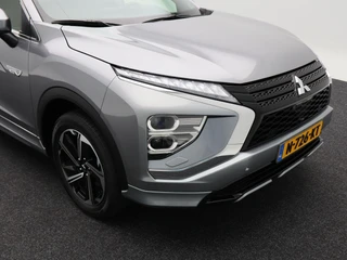 Mitsubishi Eclipse Cross 2.4 PHEV Prestige | Stoelverwarming | Camera | Panoramadak | Climatronic | Navigatie | CarPlay | 19 inch | 86.363 Km !! / 11