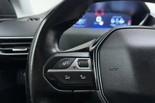 Peugeot 5008 1.2 PureTech Blue Lease Executive | 7 persoons | Cruise control | Climate control | Navigatie full map | Lichtmetaal 17" / 21