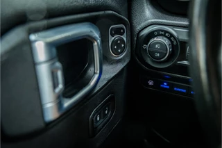 Jeep Wrangler Unlimited 4xe 380 Sahara  Adaptive Cruise Alpine / 32