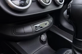 Fiat 500 X 1.5 Hybrid Sport Cabrio Automaat | Navigatie | Camera | Keyless | Climate control | Lichtmetalen velgen | Half lederen bekleding / 30