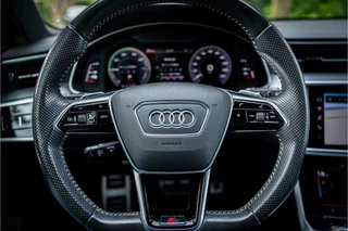 Audi A6 Avant 55 TFSI e Quattro S Line  Full Black Matrix Led Panorama 21" ACC Trekhaak / 10