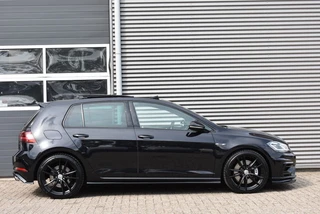 Volkswagen Golf 2.0 TSI 4MOTION R / 1e LAK VOL OPTIES / MAXTON / PANO / DYN / VIRTUAL COCKPIT / 8