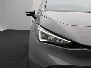 CUPRA Born Performance One 62 kWh 204 Pk | Stoel/Stuurverwarming | Camera | Adaptive Cruise | Navigatie | 18 Inch | 66.591 Km !! / 12