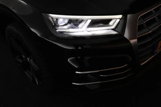 Audi Q5 50 TFSI e 299pk quattro S edition Trekhaak Virtual Cockpit Led Keyless ACC Stoelverwarming 2x S-Line / 56