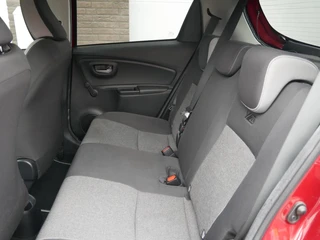 Toyota Yaris 1.5 Hybrid Y20 Exclusive Edition Camera| Dealer onderhouden| / 18