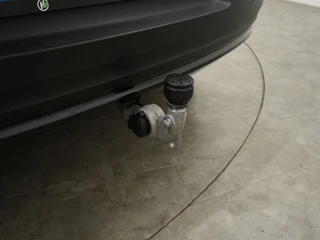 Volvo EX40 SINGLE MOTOR PLUS BLACK EDITION 70 KWH 100% SOH  | Trekhaak | Harman Kardon | Warmtepomp / 19