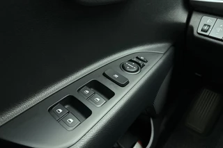 Kia Rio 1.0 T-GDi 100 PK | Automaat | Trekhaak | Stoelverwarming | Mirror Screen | Stuurverwarming | Start/stop | Climate Control | Parkeersensor | 1e eigenaar | Android/Apple carplay | Cruise control | Shift lock release / 18