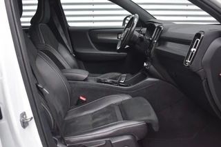 Volvo XC40 2.0 T4 R-DESIGN STOEL+STW VERW. / EL. A-KLEP / EL. WEGKLAP TREKHAAK / 30