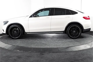 Mercedes-Benz GLC Coupé 250 4MATIC 211 PK Premium AMG Line  | S/K-Panodak | Cruise | Stoelverw. | PDC | Camera | App. Connect | ECC | LM 21" | / 6