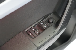 SEAT Arona 1.5 TSI EVO FR Business Intense  | 150 pk | Camera | Stl. verw. | Adaptive Cruise | / 15