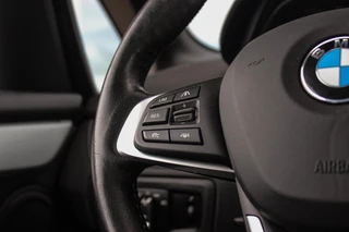 BMW 2-serie Active Tourer 225xe Luxury | Driving Assistant Plus | Panoramadak | Fileassistent | Active Cruise control | Head-up | HiFi audio | Sportstoelen | Rijstrooksensor | Keyless entry / 21