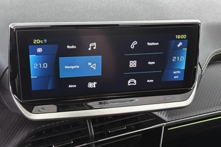 Peugeot e-2008 EV GT 50 kWh Achteruitrijcamera Apple Carplay Dodehoek LED Koplampen / 14