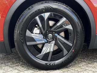 Toyota C-HR+ First Edition 77 kWh PREMIUM KLEUR EL-ACHTERKLEP BLIND-SPOT CLIMA STOEL/STUURVERWARMING APPLE/ANDROID / 25