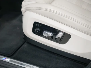 BMW X5 xDrive45e M-Sport Panoramadak | CoPilot | Laser | Harman Kardon / 32