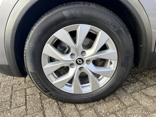 Renault Captur 1.6 E-Tech Hybrid 145 Intens  | LED | Keyless | DAB | Apple / Android | PDC v+a incl. Camera / 78