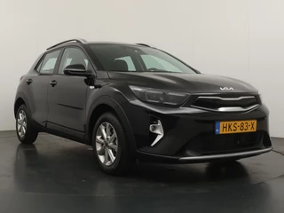 Kia Stonic 1.0 T-GDi MHEV DynamicLine  - Camera - Cruise control - AppleCarplay - Android Auto Fabrieksgarantie tot 04-2032 / 12