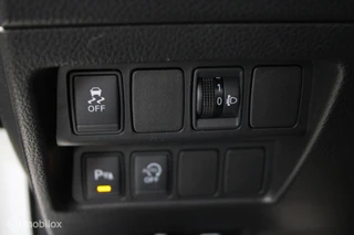 Nissan Qashqai 1.2 Connect Edition/Pdc/Cam/Navi/Tel/ / 11