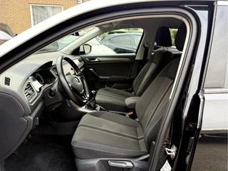 Volkswagen T-Roc 1.0 TSI Style  Camera, App Connect, Elek.Achterklep, Trekhaak / 5