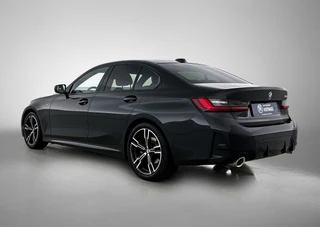 BMW 3-serie 320i M Sport | Schuifdak | Camera | HeadUp Display | Stoelverwarming | Memory Stoelen / 8